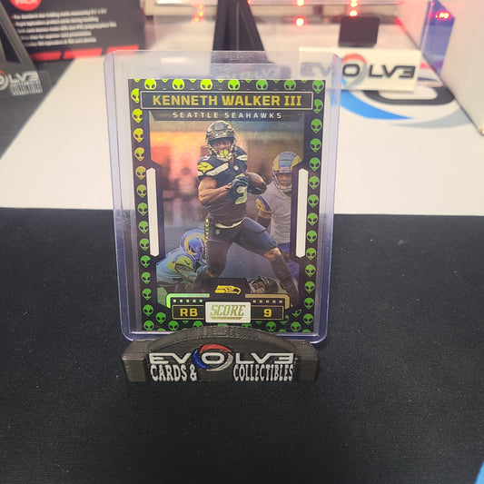 2023 Panini Score Kenneth Walker III #180 Extraterrestrial